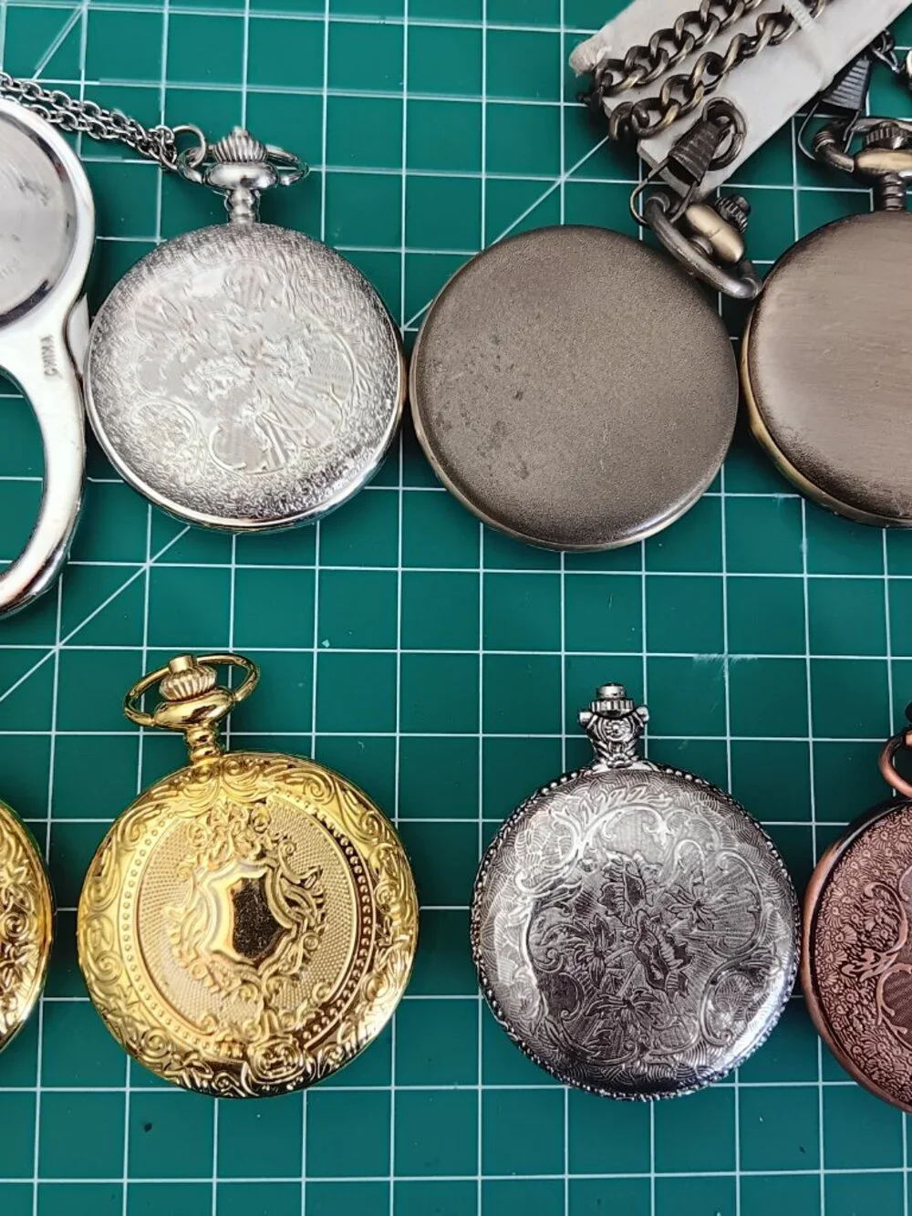 Bulk Lot of 20 Modern Quartz Pocket Watches - Folio & Unbranded (All Running)